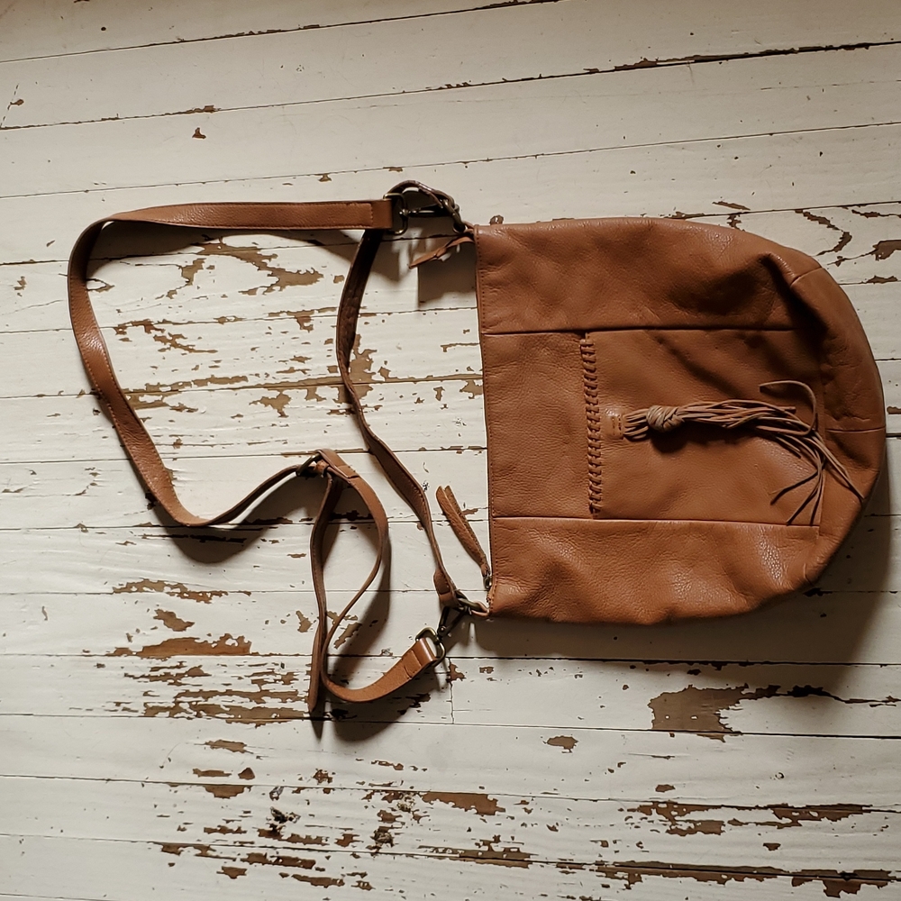 Lucky brand brown boho leather should bag comes with handles and straps